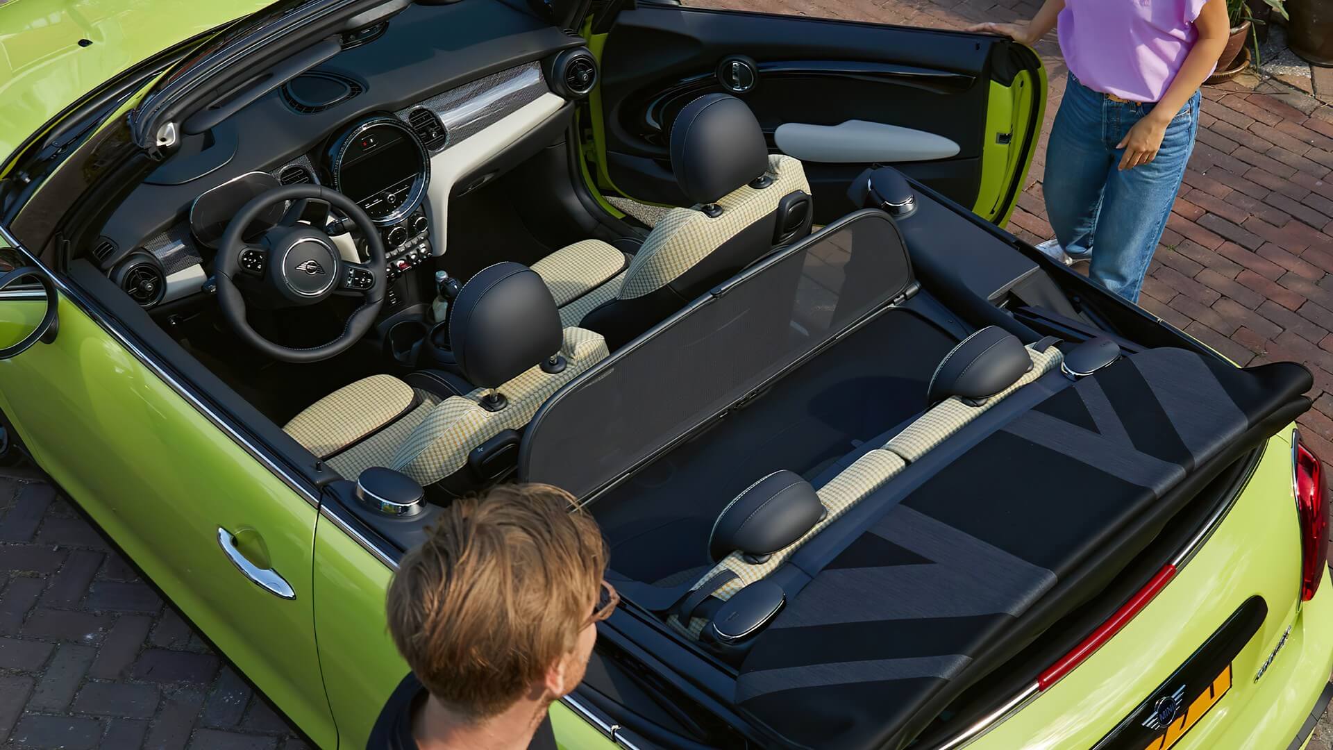 ЛОБОВЕ СКЛО Й ОБТІЧНИК.